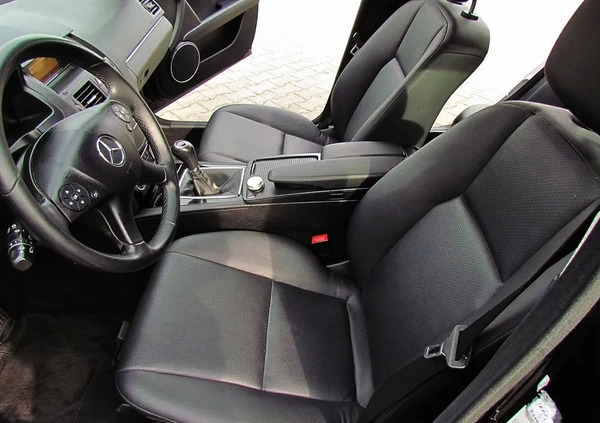Mercedes-Benz Klasa C cena 26900 przebieg: 241000, rok produkcji 2010 z Rogoźno małe 277